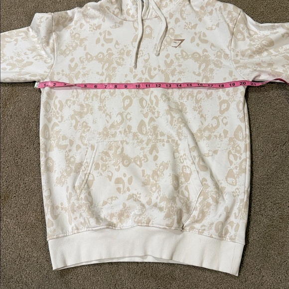 Gymshark White and Cream Patterned Hoodie - Picture 8 of 10